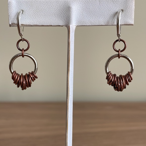 HAND CRAFTED HOOP EARRINGS MIXED METAL Copper Silvertone Pierced - Picture 6 of 12